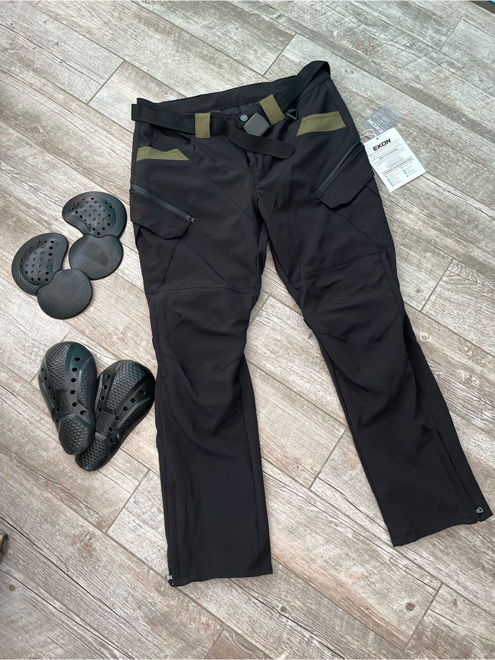 EKON Road Armor Men’s Black Riding Pants Set